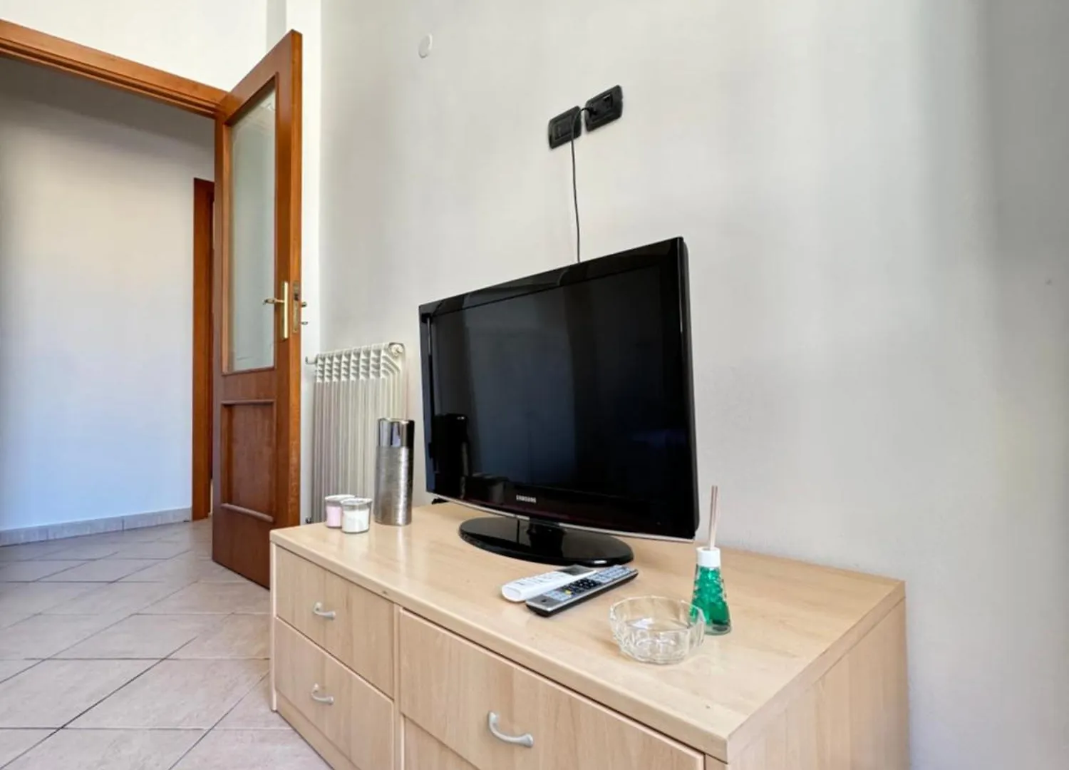 Hotel Una Stanza Nel Bunker Genova Affittacamere